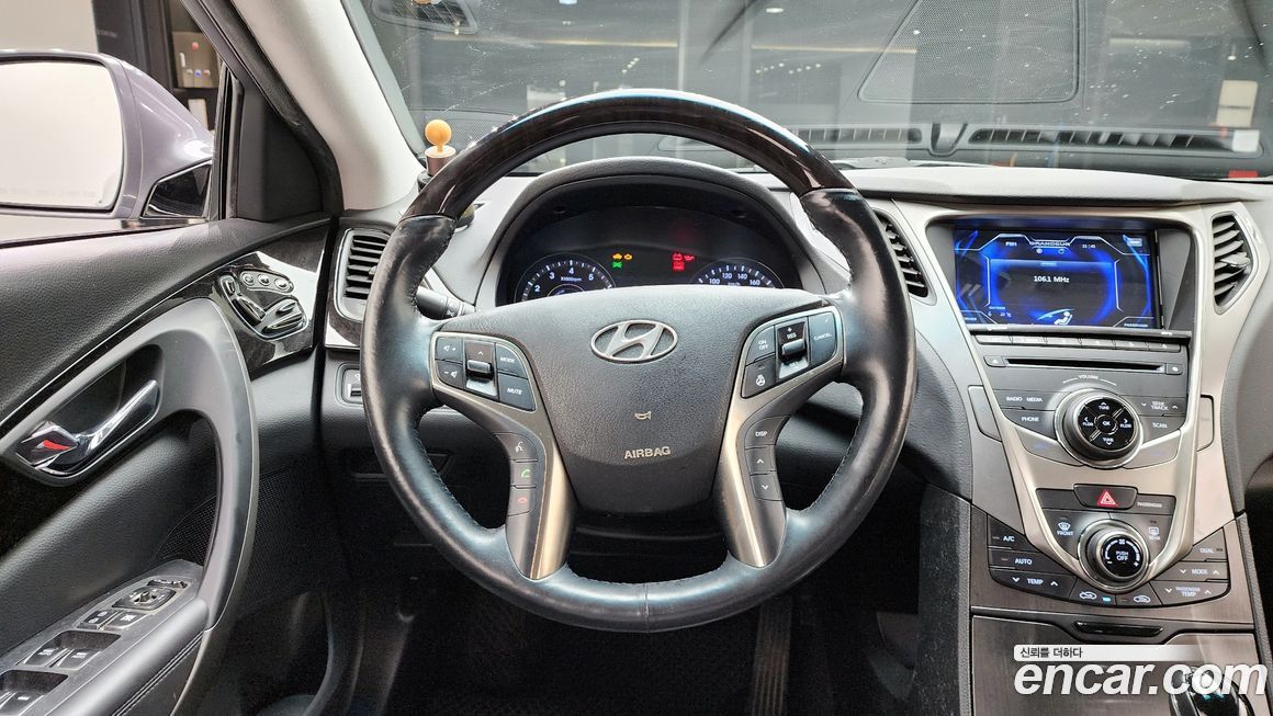 Hyundai Grandeur 2014