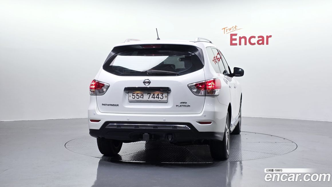 Nissan Pathfinder 2014