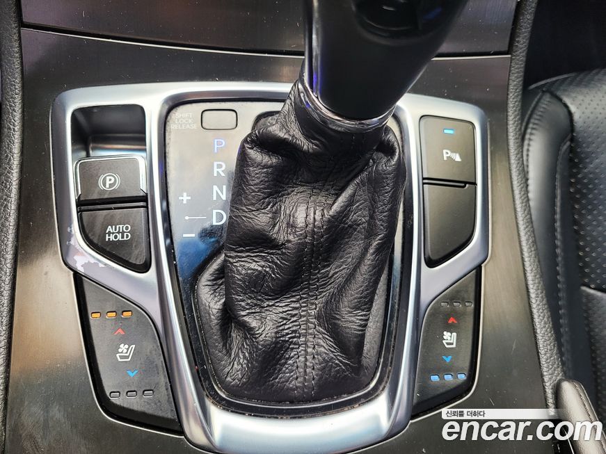 Hyundai Grandeur 2015