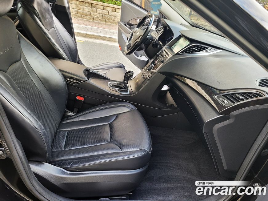 Hyundai Grandeur 2015