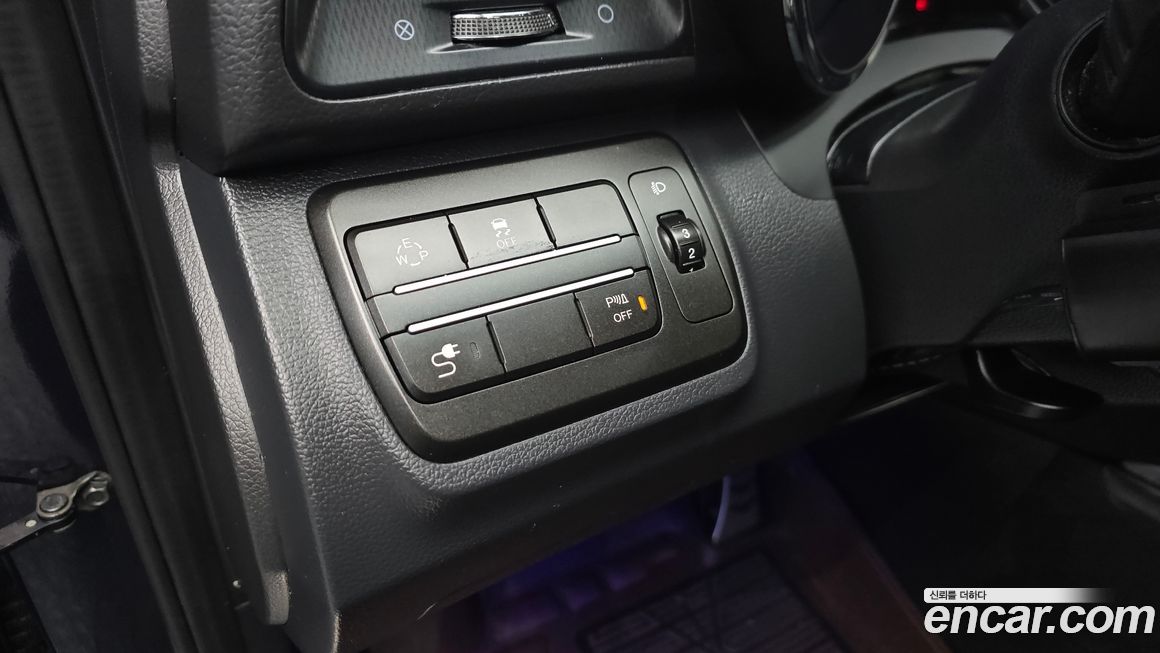 KG_Mobility_Ssangyong TIBOLI 2017