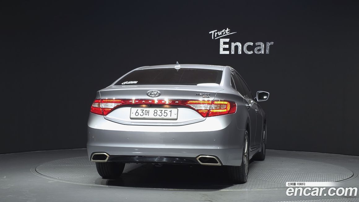 Hyundai Grandeur 2015