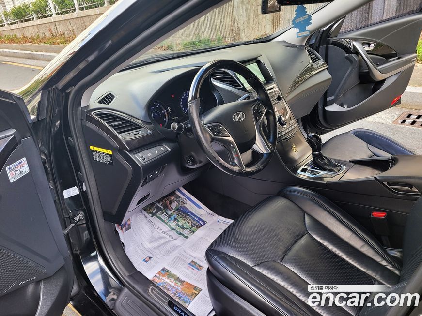 Hyundai Grandeur 2015