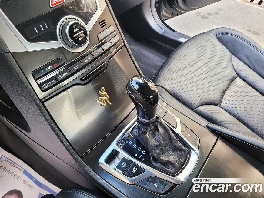 Hyundai Grandeur 2015