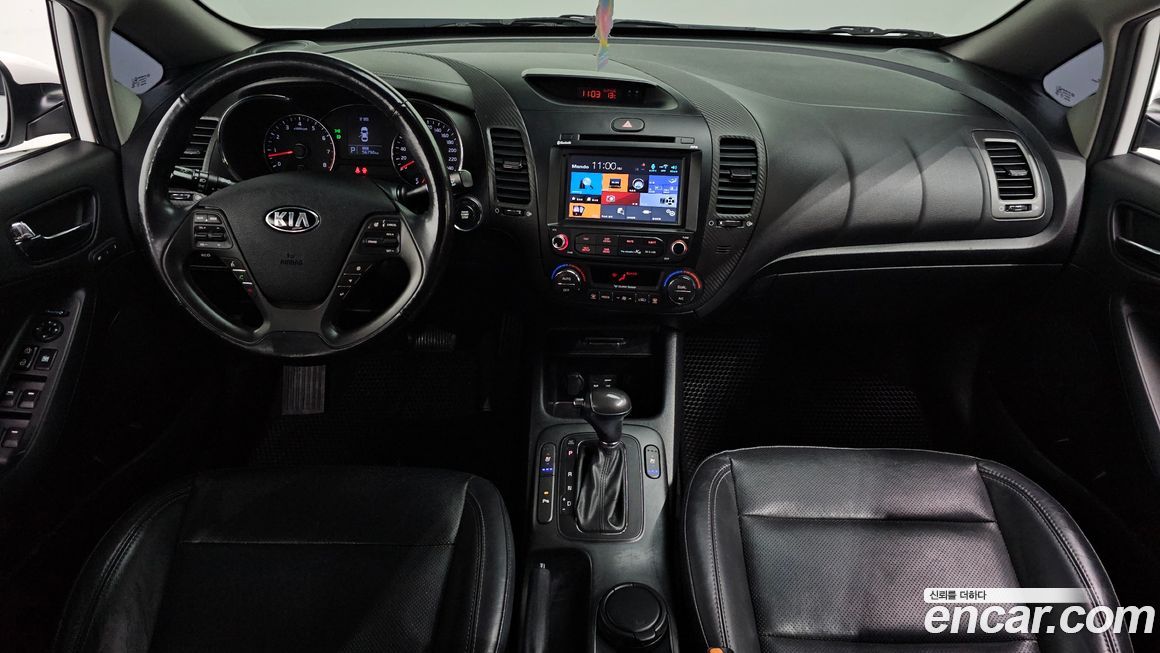 Kia K3 2015