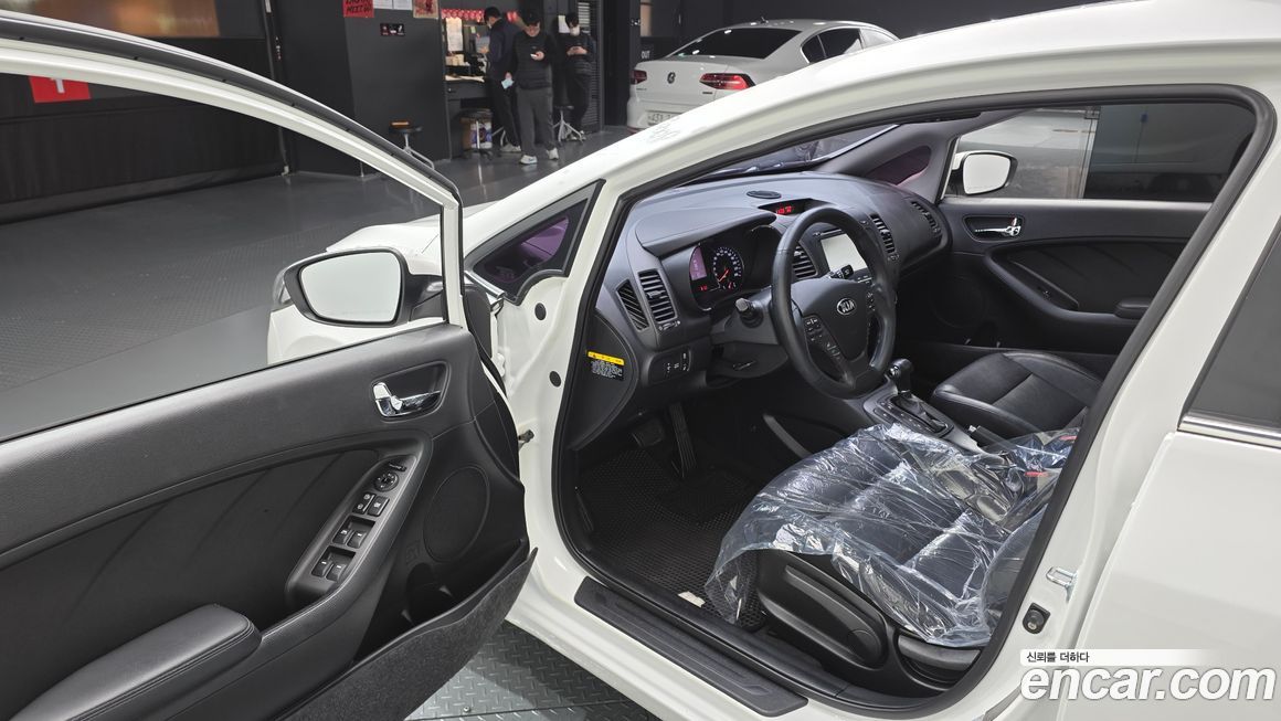 Kia K3 2015