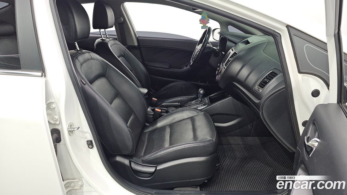 Kia K3 2015