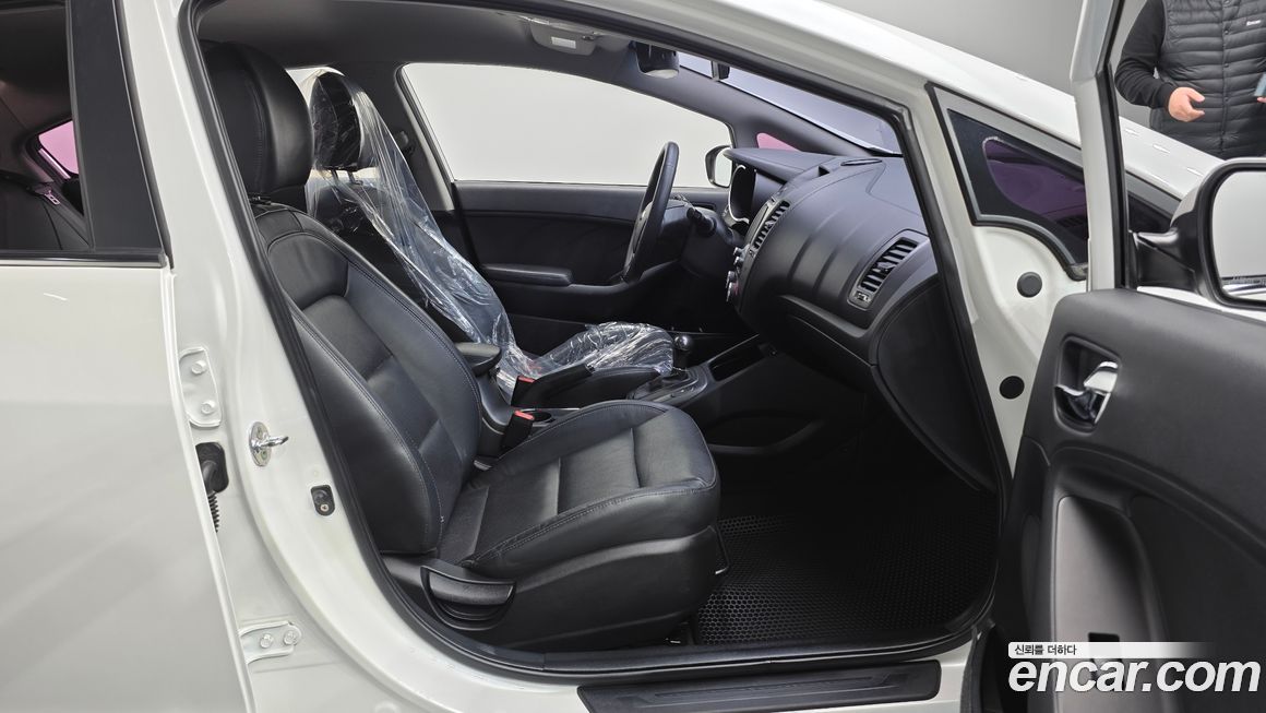 Kia K3 2015