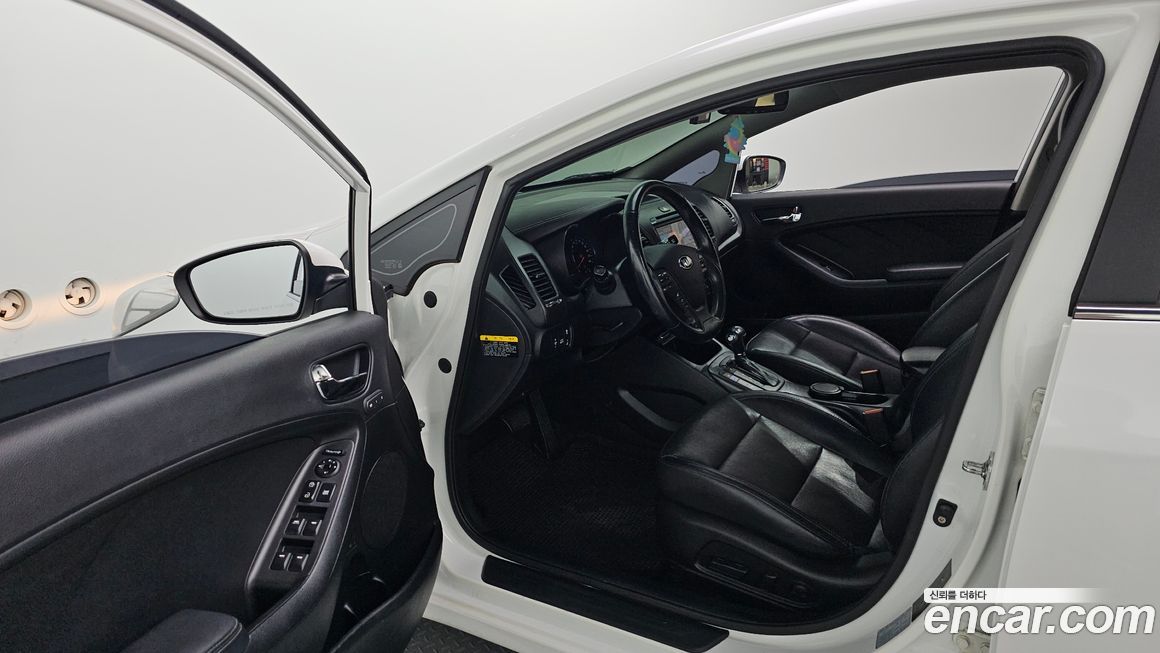Kia K3 2015