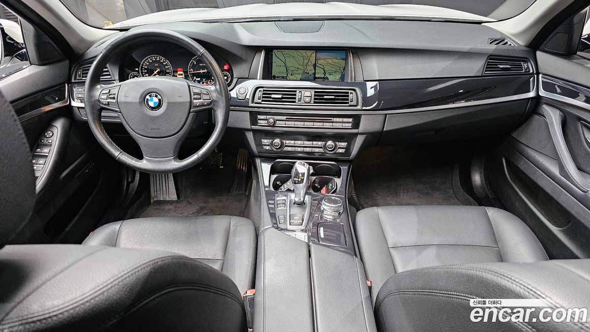 BMW 5-Series 2016