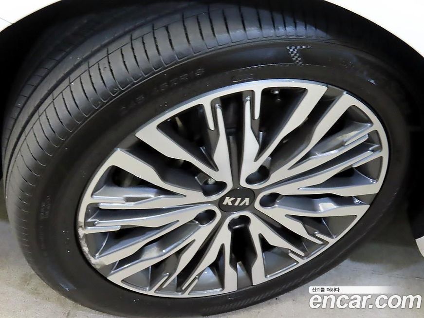 Kia K7 2020