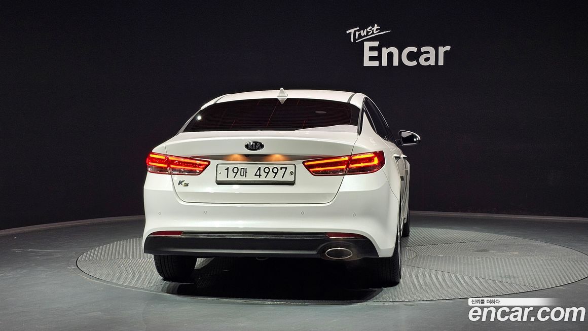 Kia K5 2016
