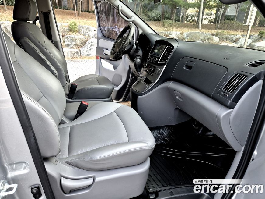 Hyundai Starex 2020