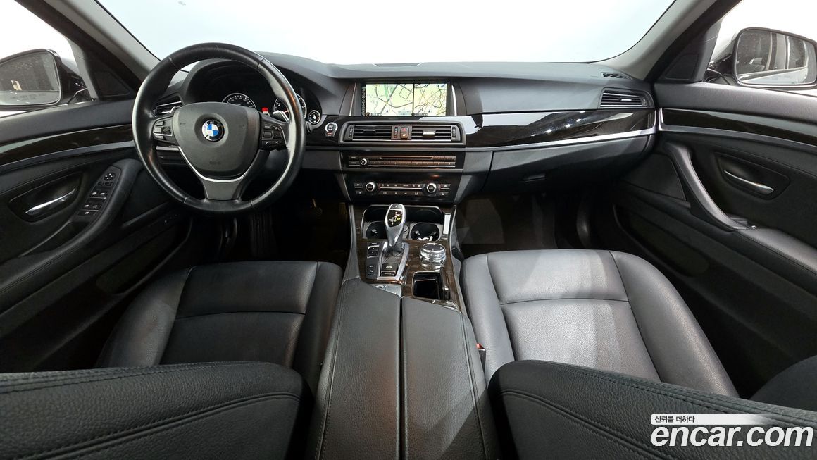 BMW 5-Series 2016