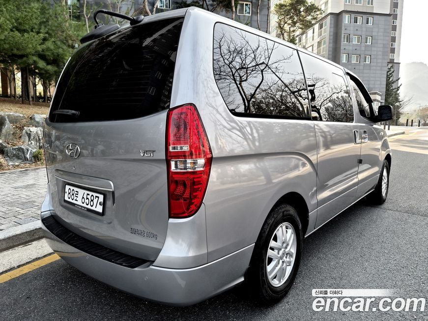 Hyundai Starex 2020