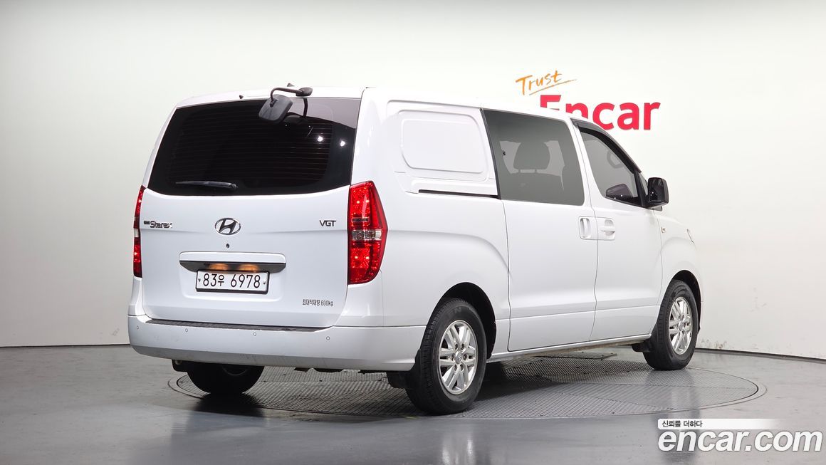 Hyundai Starex 2019