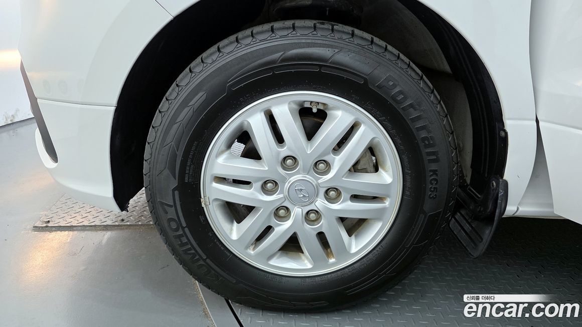 Hyundai Starex 2019