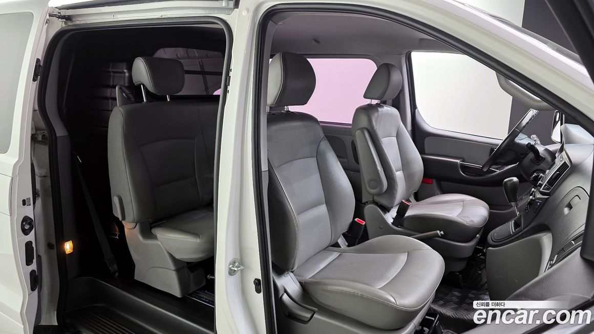 Hyundai Starex 2019