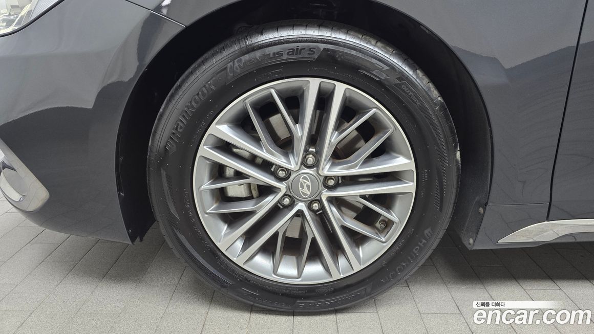 Hyundai Grandeur 2017