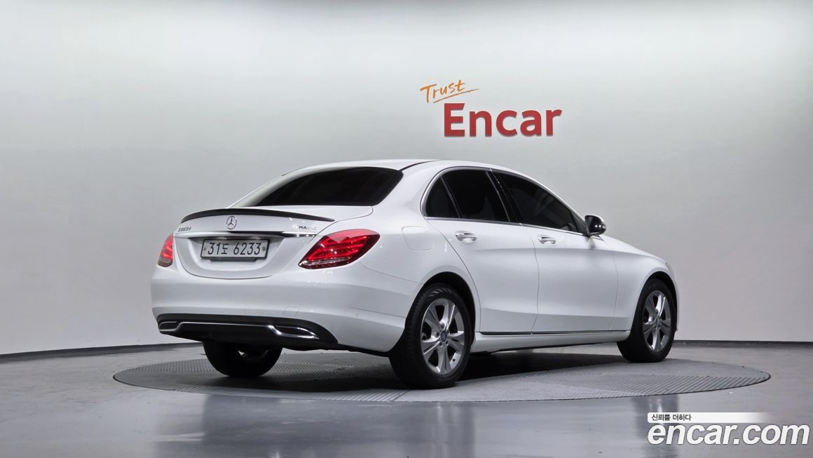 Mercedes-Benz C-Class 2017