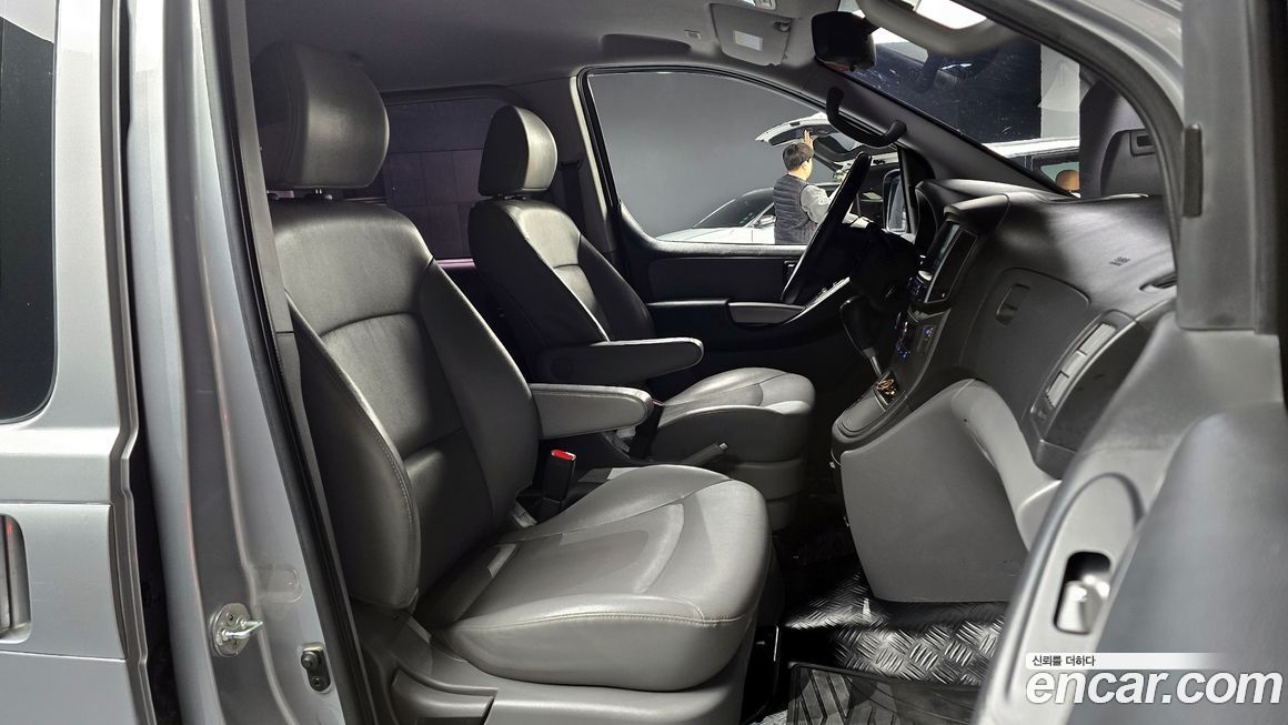 Hyundai Starex 2020