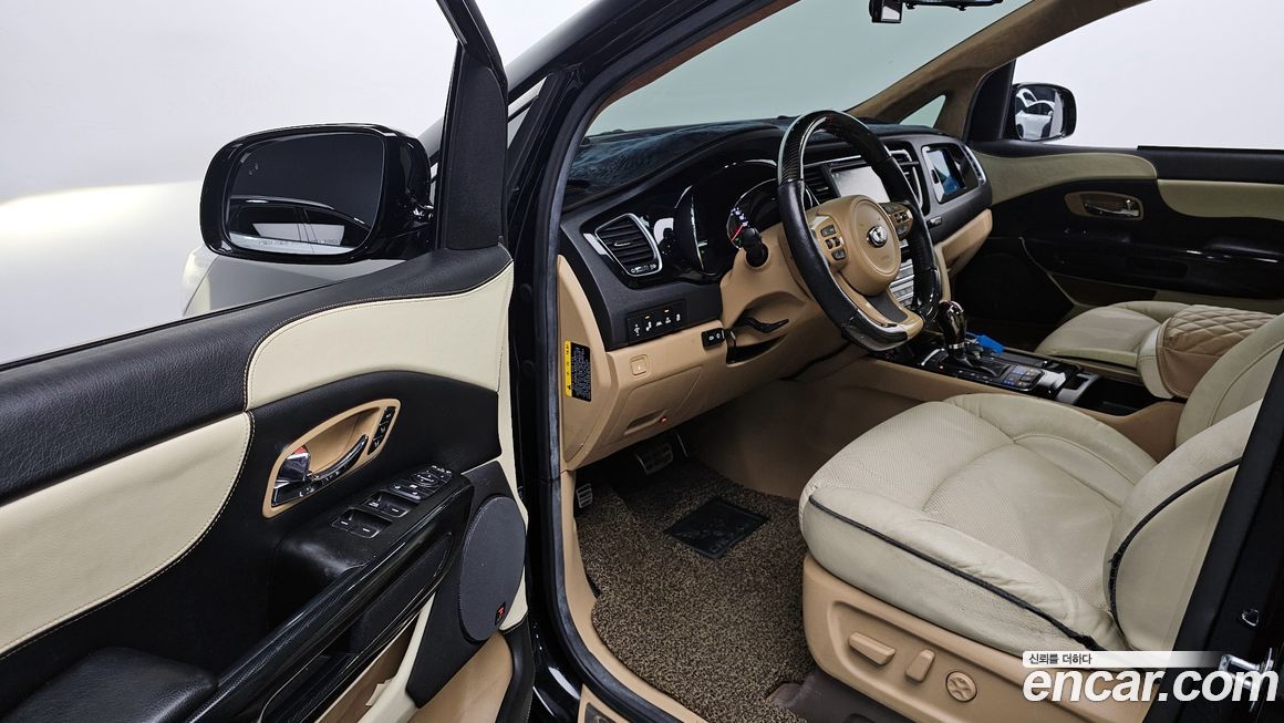 Kia Canival 2016