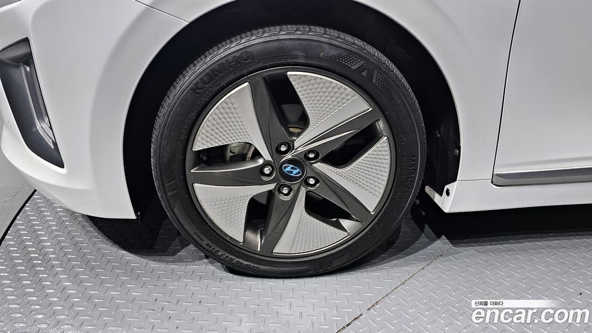 Hyundai Ioniq 2020