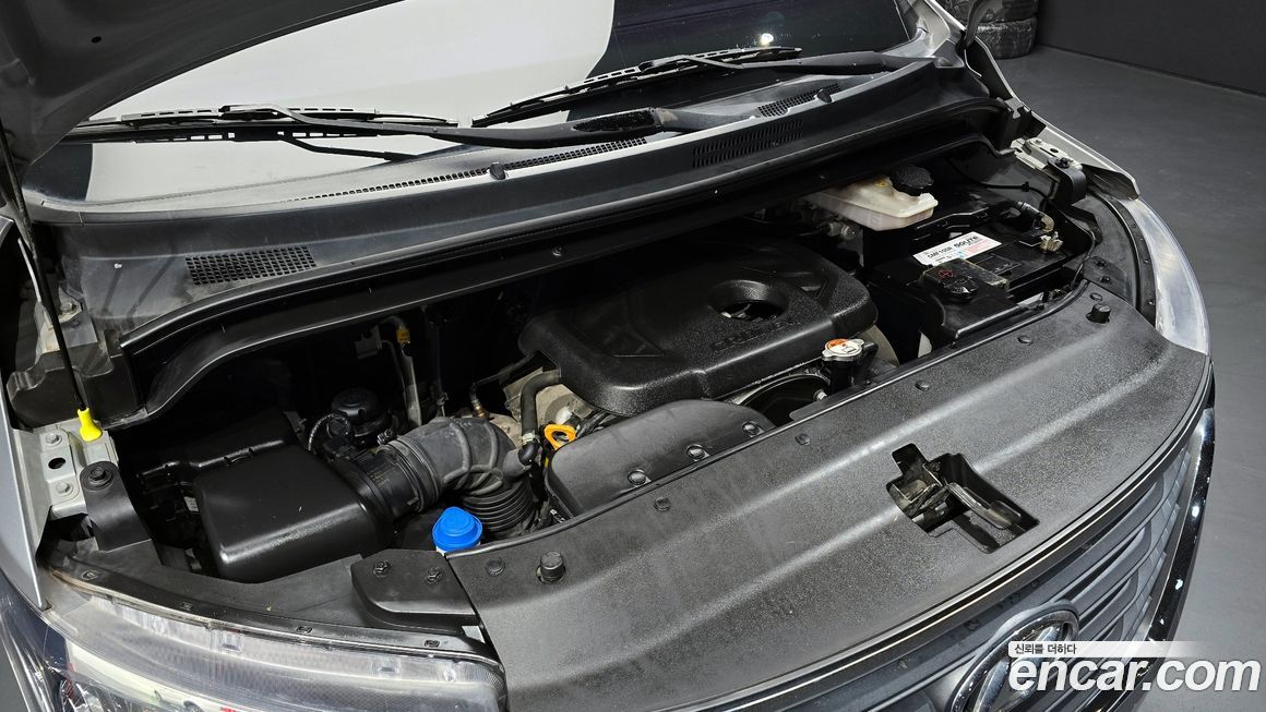 Hyundai Starex 2020