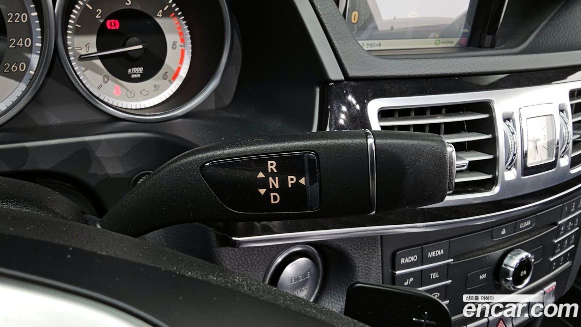 Mercedes-Benz E-Class 2016