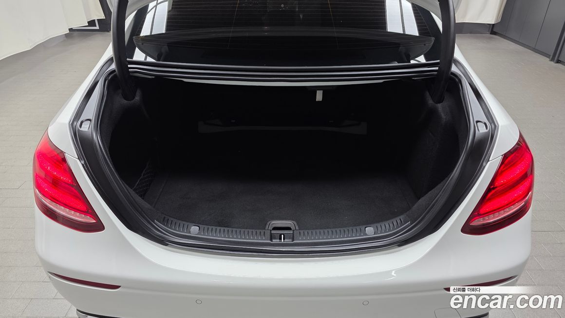 Mercedes-Benz E-Class 2017