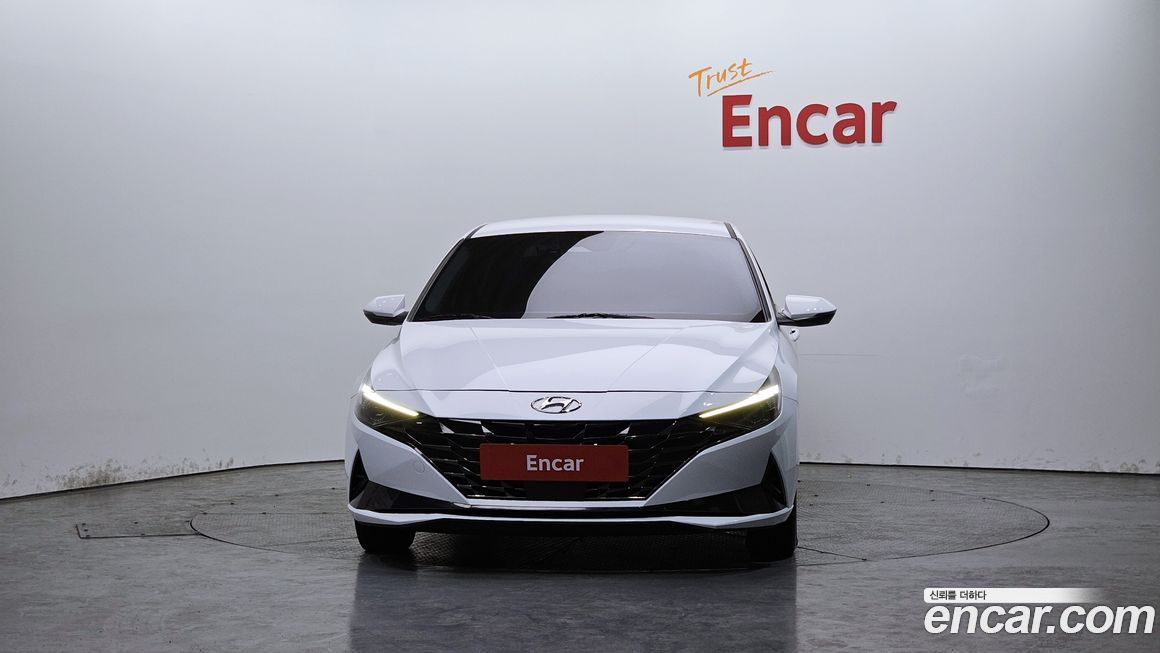 Hyundai AVANTE 2022