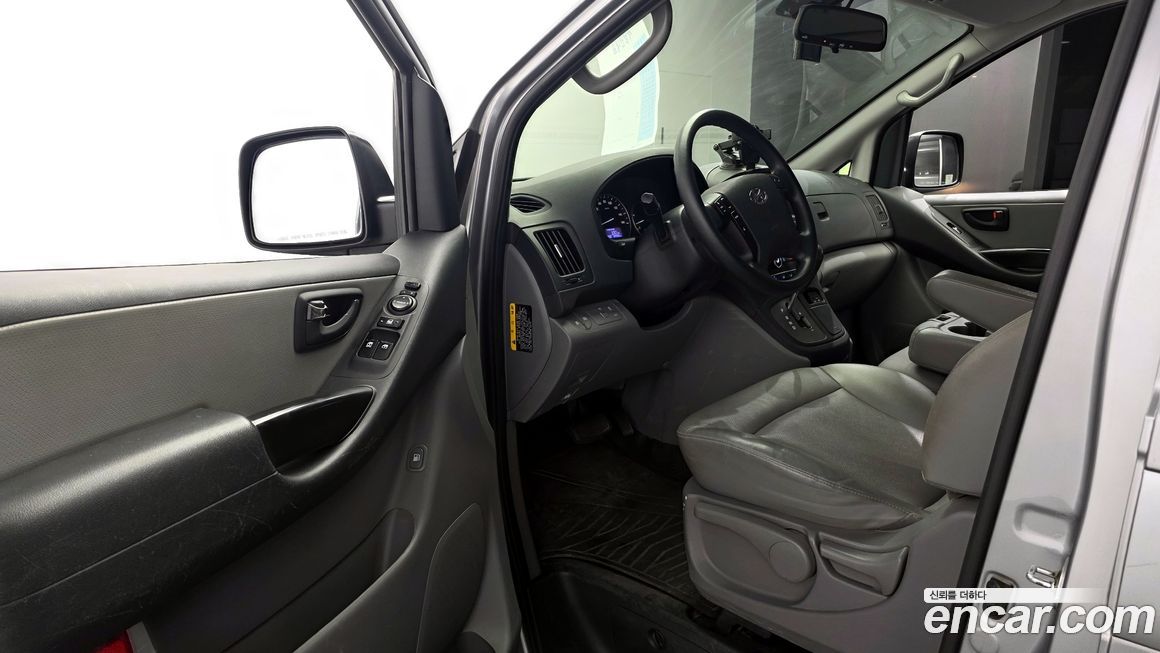 Hyundai Starex 2020