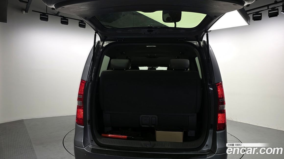 Hyundai Starex 2020