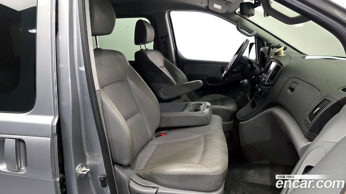 Hyundai Starex 2020