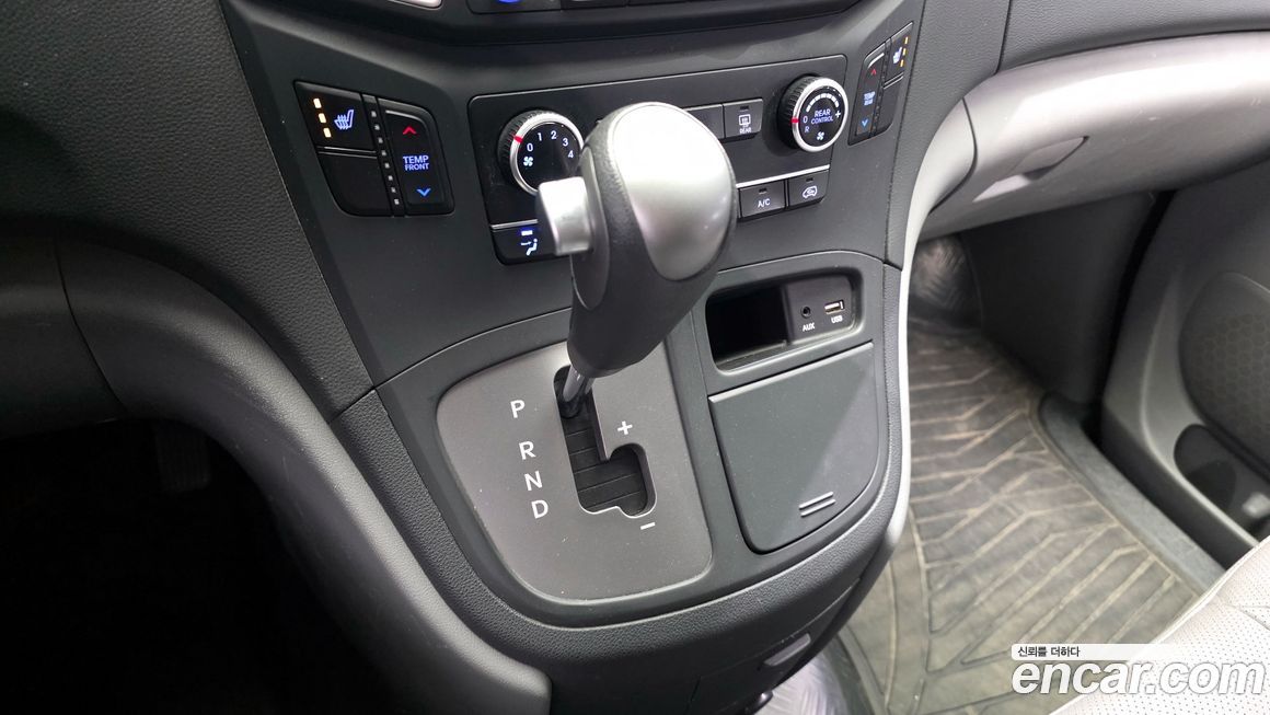 Hyundai Starex 2020