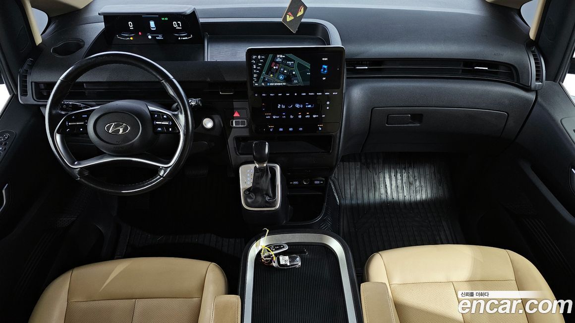 Hyundai Staria 2022