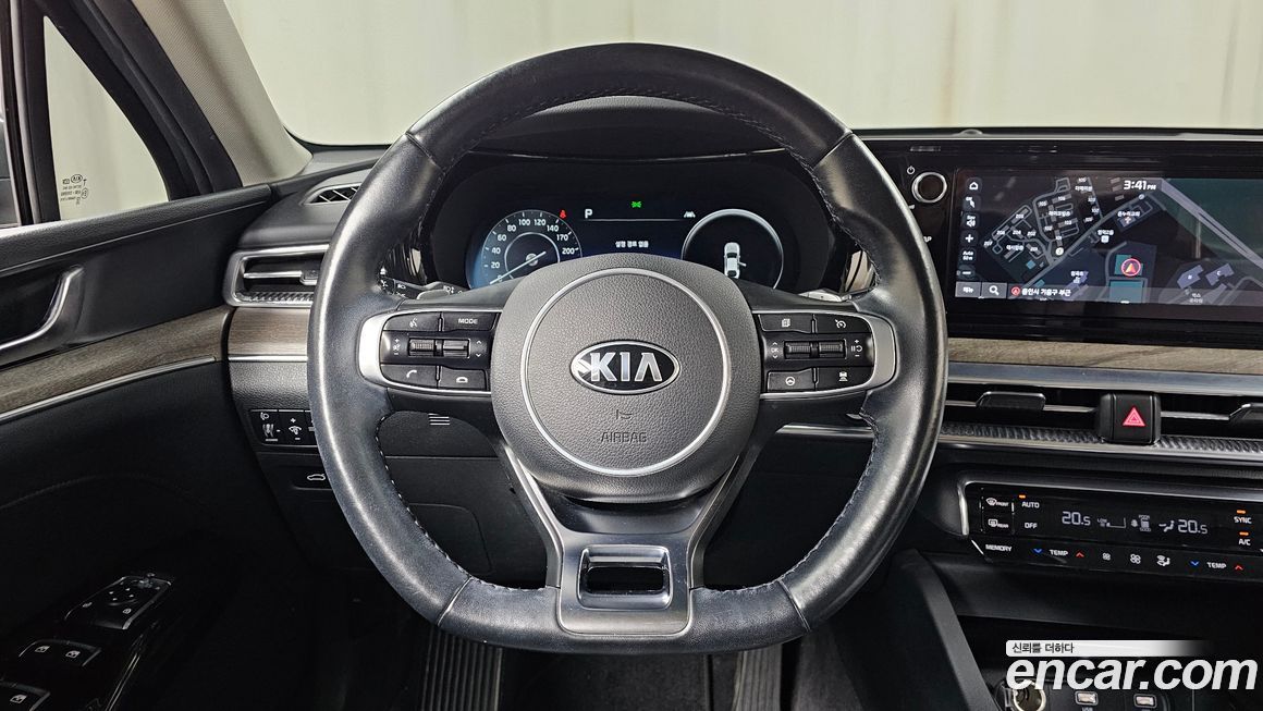 Kia K5 2021