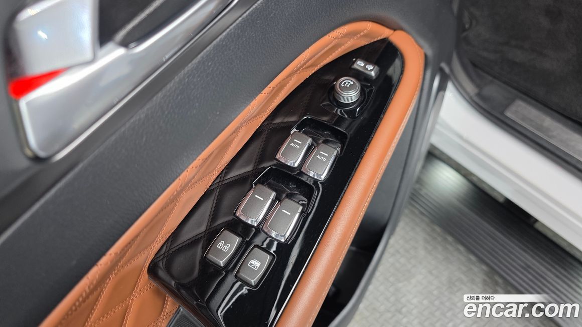 KG_Mobility_Ssangyong Rexton 2020