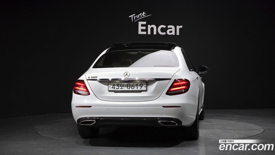 Mercedes-Benz E-Class 2017