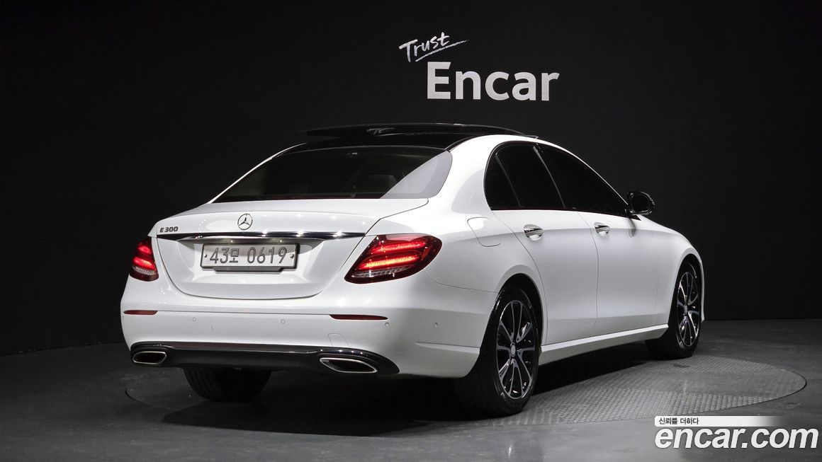 Mercedes-Benz E-Class 2017