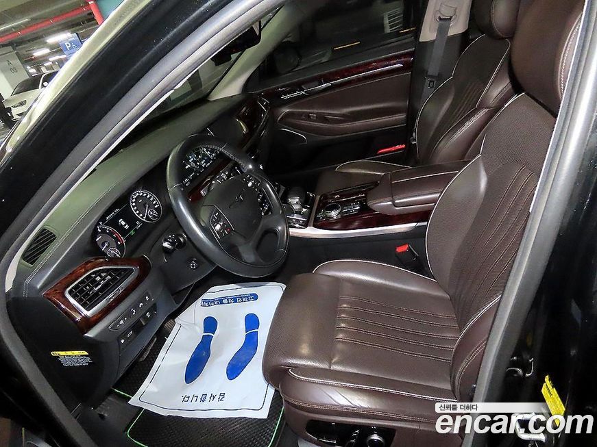 Genesis EQ900 2016