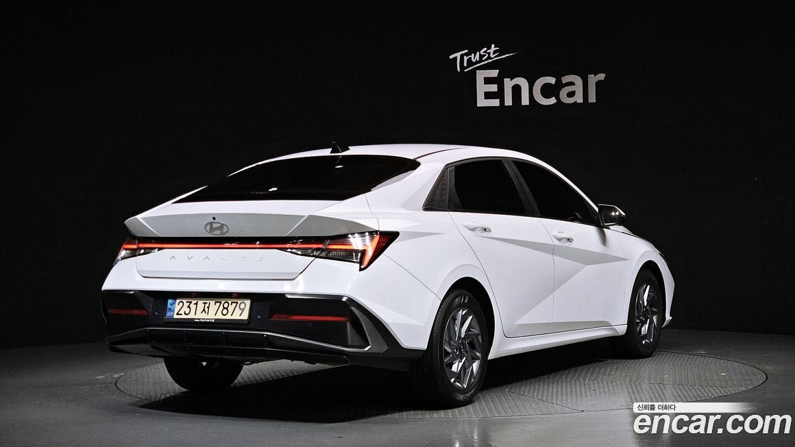 Hyundai AVANTE 2024