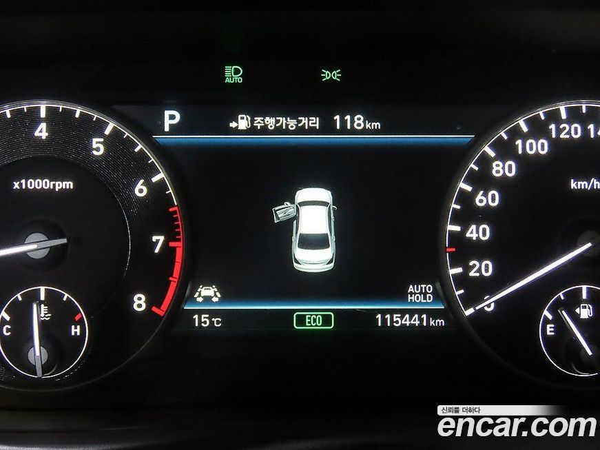 Genesis EQ900 2016