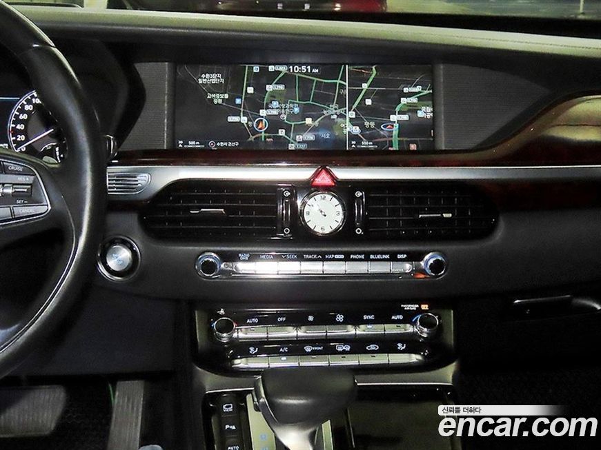 Genesis EQ900 2016