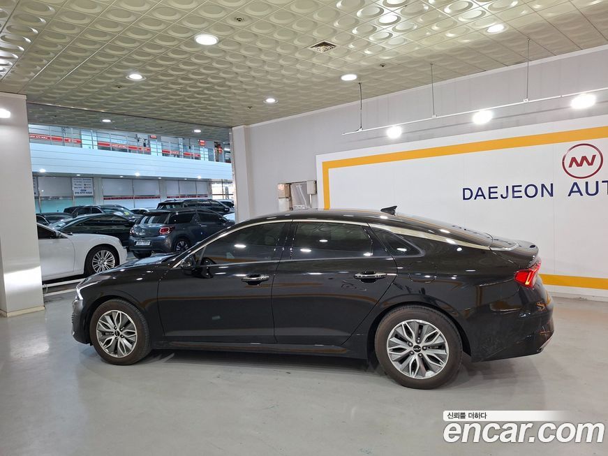 Kia K5 2023