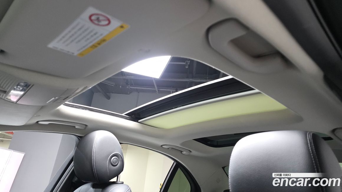 Mercedes-Benz C-Class 2020