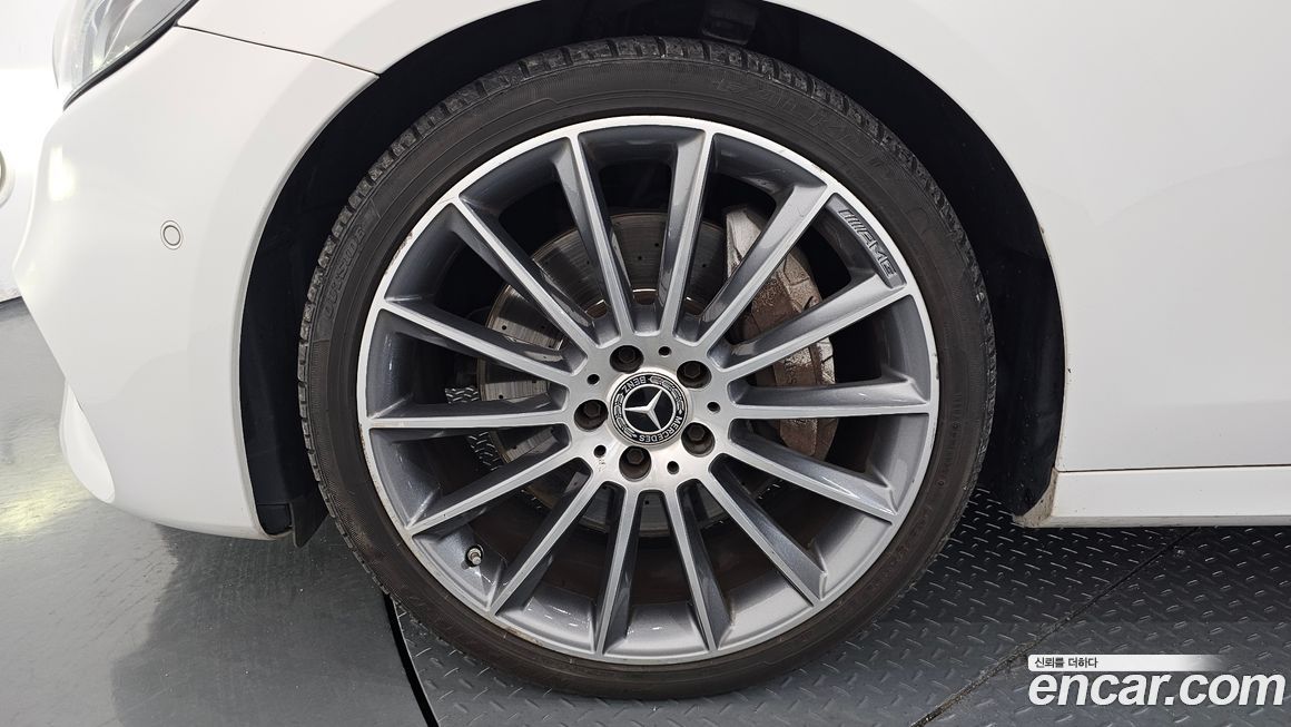 Mercedes-Benz E-Class 2017