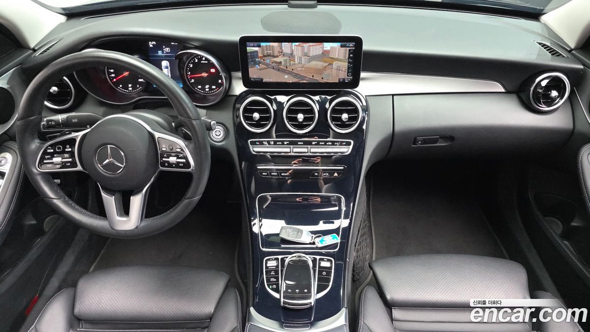 Mercedes-Benz C-Class 2020