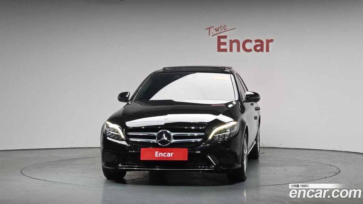 Mercedes-Benz C-Class 2020