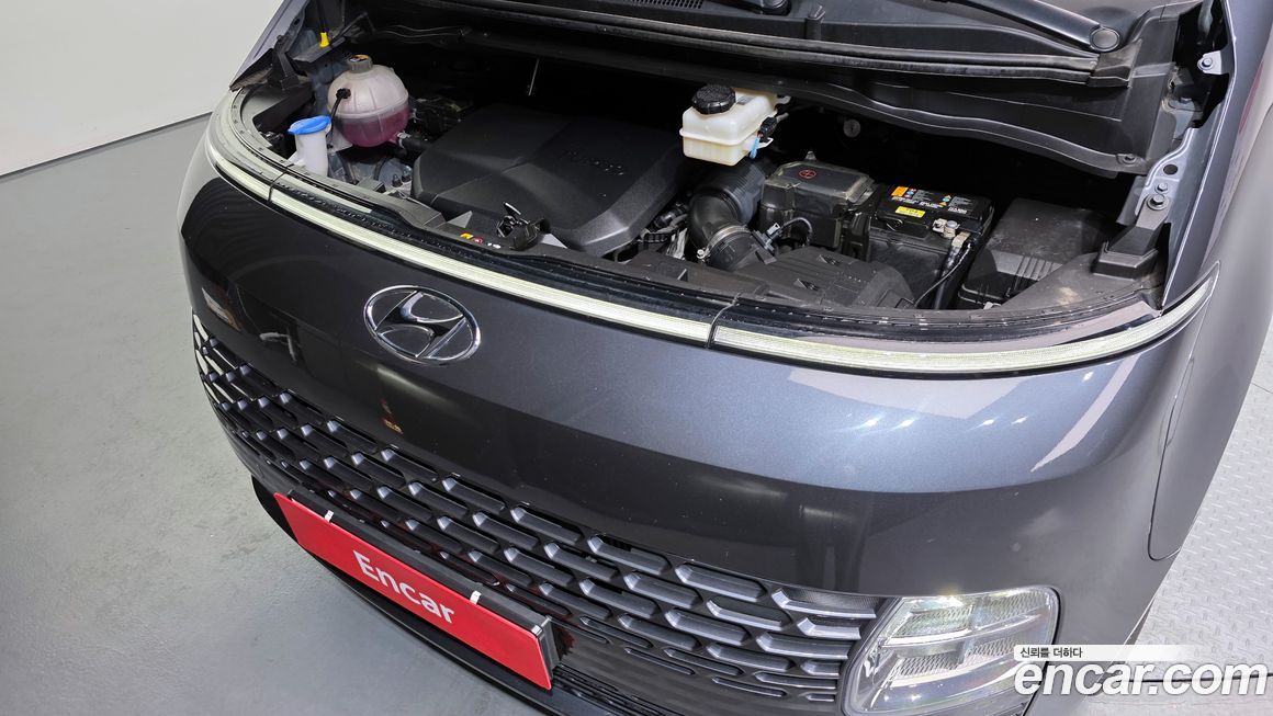 Hyundai Staria 2023